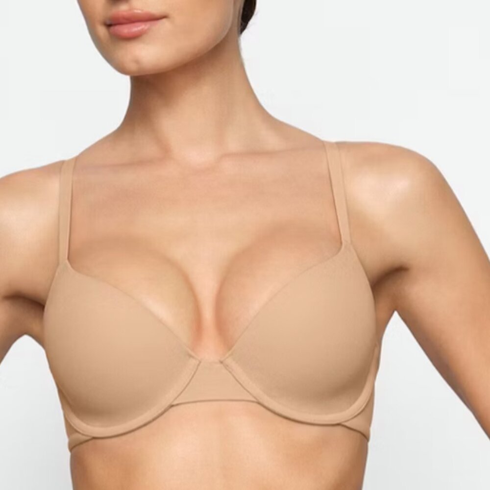 Skims Fits Everybody T Shirt Bra 34 C